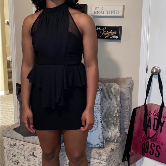 Guess “little black” mini dress size Medium - Picture 2 of 5